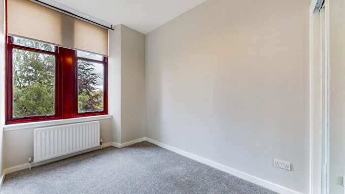 1 Bedroom Flat To Rent In Holmlea Road, Glasgow, G44