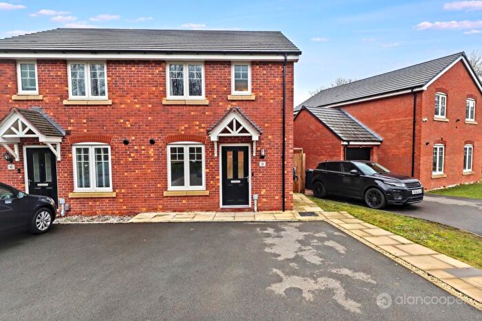 3 Bedroom Semi-Detached House For Sale In Dunlow Close, Galley Common, Nuneaton, CV10