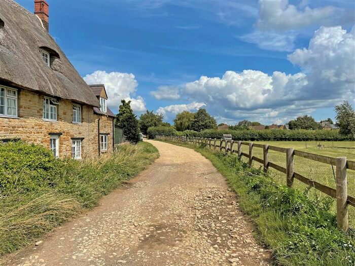 Land For Sale In Daisy Hill, Duns Tew, Bicester OX25