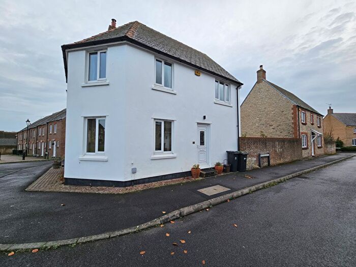 3 Bedroom Semi Detached House To Rent In Moynton Road, Dorchester, DT1