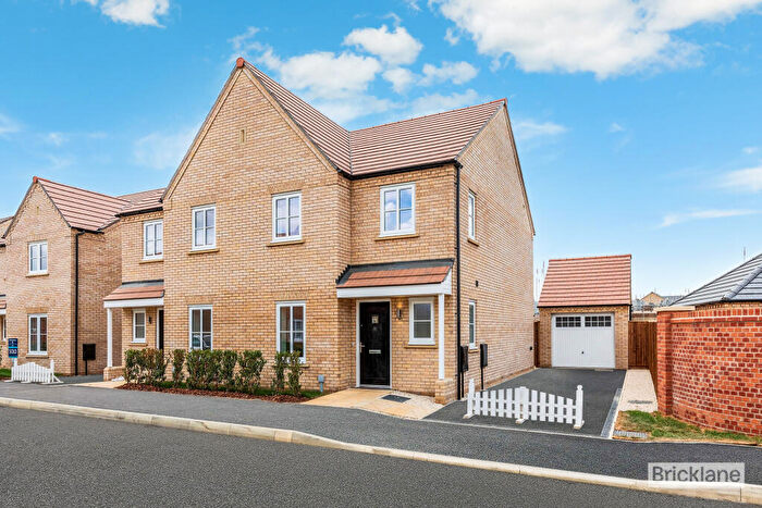 3 Bedroom House To Rent In Sumener Way, Alconbury Weald, PE28