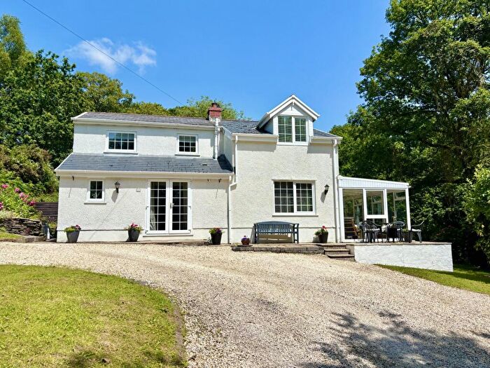 3 Bedroom Detached House For Sale In Glynmeirch Road, Trebanos, Pontardawe, Swansea., SA8