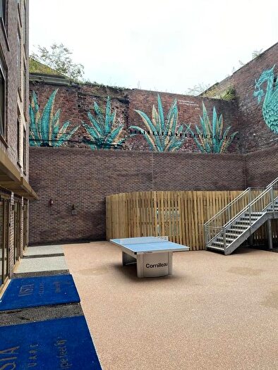 Studio To Rent In Oldham Place, Liverpool, L1