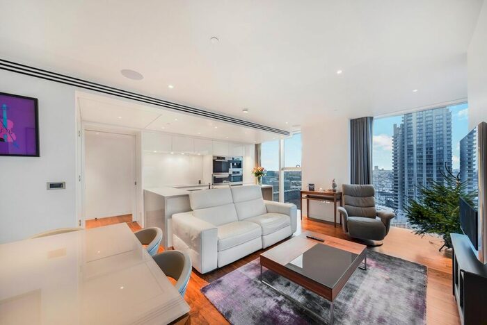 2 Bedroom Flat To Rent In The Heron, Moor Lane, EC2Y