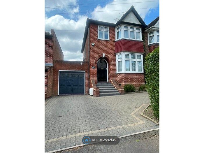 3 Bedroom Semi Detached House To Rent In St. Ronans Crescent, Woodford Green, IG8