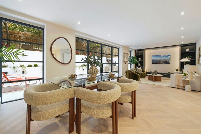 4 Bedroom Flat For Sale In Adamson Road, Belsize Park, London, NW3