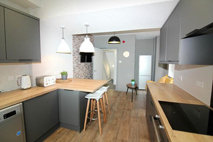 8 Bedroom Terraced House To Rent In Cliff Street, Preston, PR1