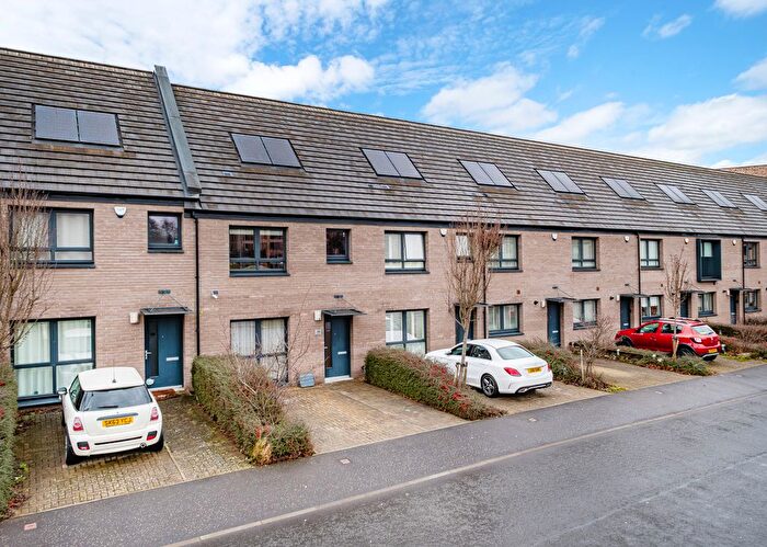 3 Bedroom Terraced House For Sale In Woodhall Street, Glasgow, G40