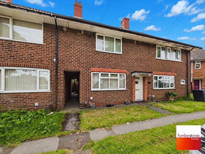 3 Bedroom Semi-Detached House For Sale In Weoley Castle Road, Birmingham, B29