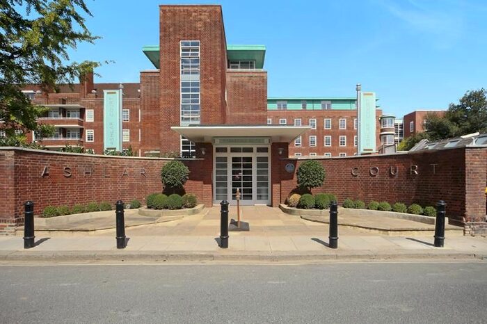 2 Bedroom Flat To Rent In Ashlar Court, Ravenscourt Gardens, Hammersmith, London, W6