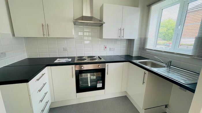 1 Bedroom Flat To Rent In Scotland Green Road, Enfield, EN3