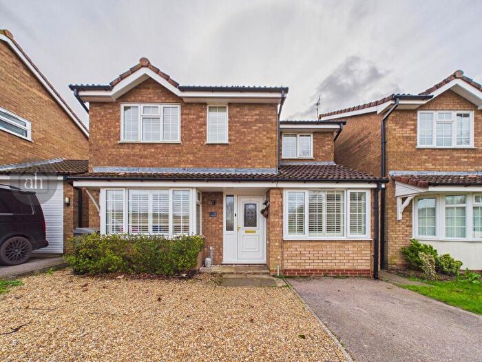 4 Bedroom Detached House For Sale In Thomas Close, Ixworth, IP31