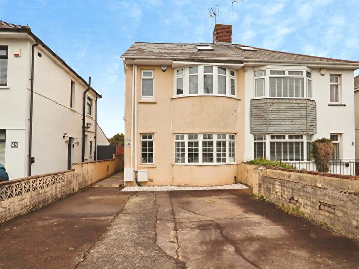 2 Bedroom Maisonette For Sale In Lansdowne Avenue West, Canton, Cardiff, CF11
