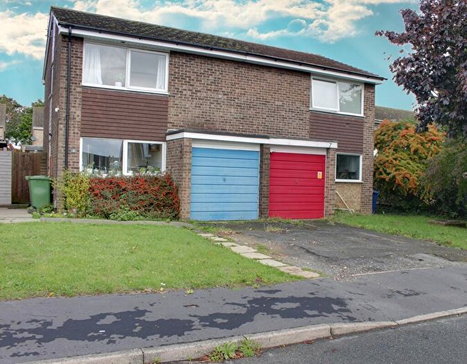 3 Bedroom Semi-Detached House To Rent In Bittern Close, St Ives, PE27