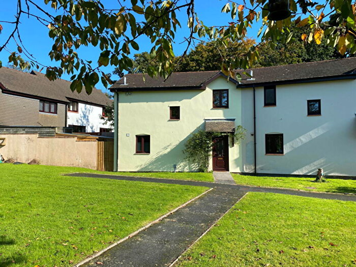 3 Bedroom Semi-Detached House For Sale In Seaton Orchard, Sparkwell, Plymouth, PL7