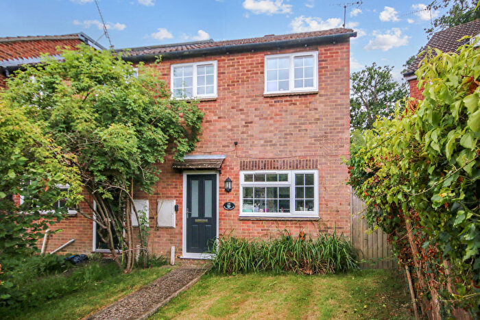 3 Bedroom End Of Terrace House For Sale In Bramble Twitten, East Grinstead, RH19
