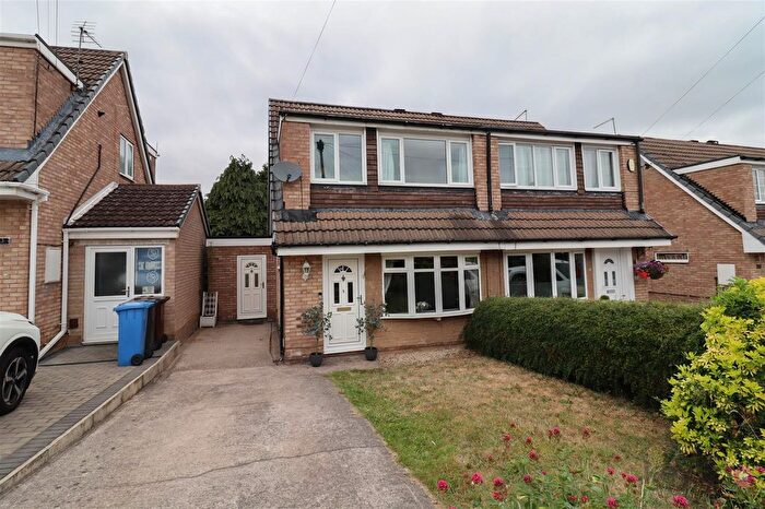 3 Bedroom Semi-Detached House For Sale In Ribble Croft, Chapeltown, Sheffield, S35