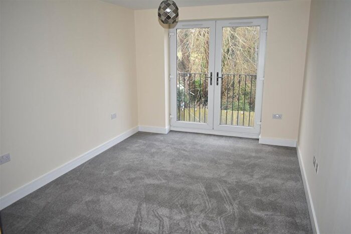 1 Bedroom Flat To Rent In Tower Road South, Warmley, Bristol, BS30