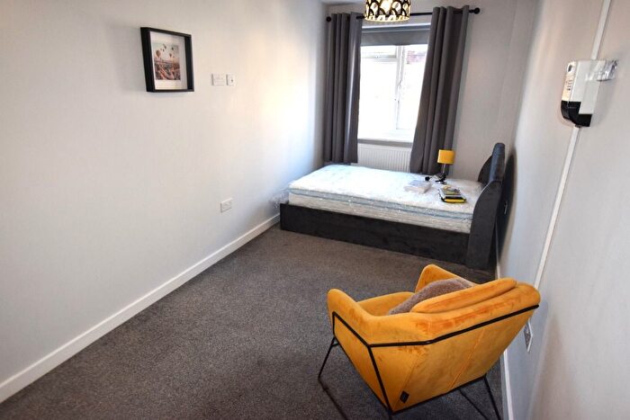 1 Bedroom Flat To Rent In Bridge Street, Town Centre, Northampton, NN1