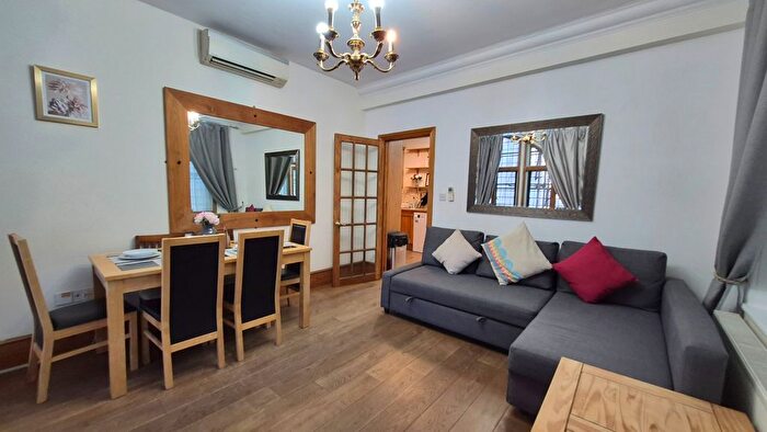 2 Bedroom Flat To Rent In Warwick House Street, Trafalgar Square, London, SW1Y
