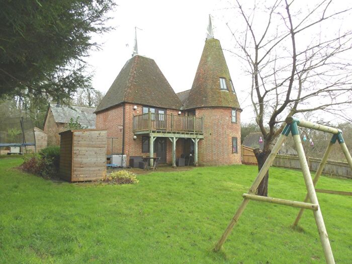4 Bedroom Property To Rent In Cousley Wood, Wadhurst, TN5