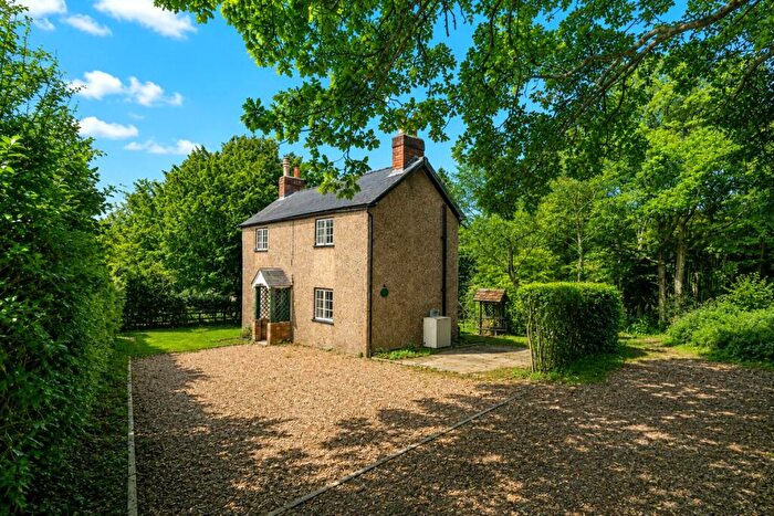 3 Bedroom Cottage For Sale In Ranmore Common, Dorking, RH5