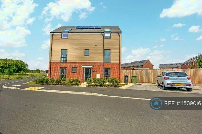 4 Bedroom Detached House To Rent In Maris Lane, Leicester, LE2