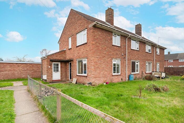 2 Bedroom Flat For Sale In Rider Haggard Road, Heartsease, NR7