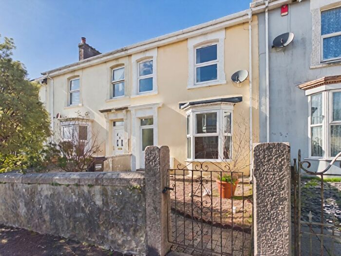 3 Bedroom Property To Rent In Cardrew Terrace, Redruth, TR15