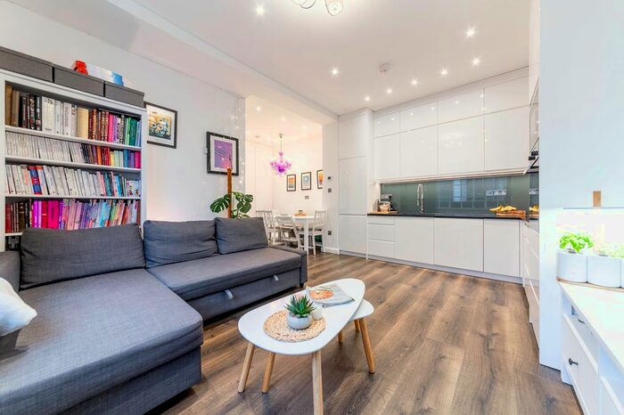 3 Bedroom Flat To Rent In South Block, County Hall, A Belvedere Road, London, SE1