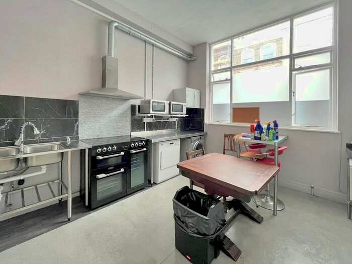 Studio To Rent In Ifield Road, Kensington, London, SW10