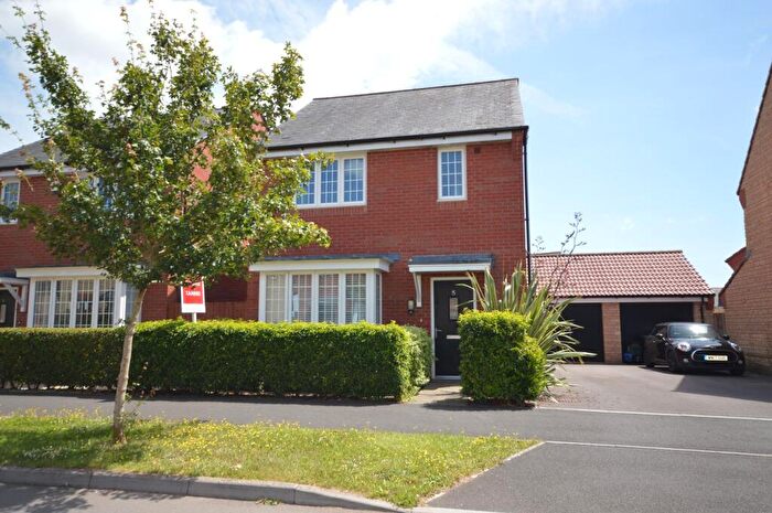 3 Bedroom Detached House For Sale In Littlewood Way, Cheddar, BS27