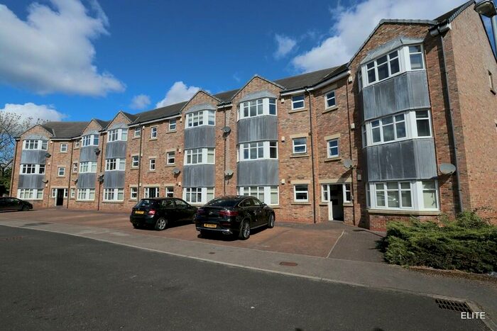 2 Bedroom Apartment To Rent In New Durham Courtyard, Gilesgate, DH1