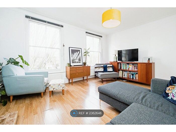 2 Bedroom Flat To Rent In Chestnut Avenue, London, E7