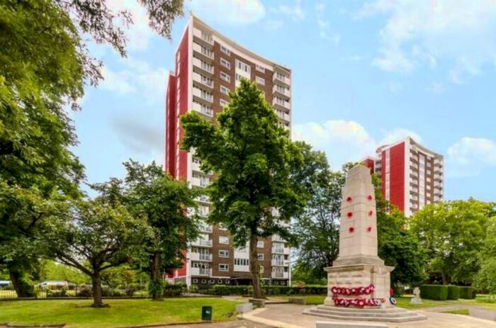 2 Bedroom Apartment To Rent In Lewisham Park, London, SE13