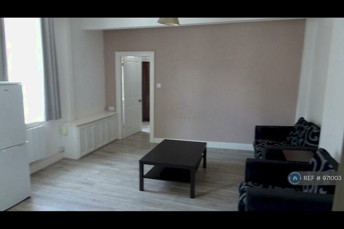 1 Bedroom Flat To Rent In Broad Street, Canterbury, CT1