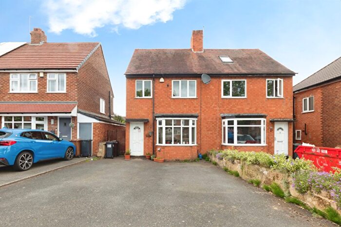 3 Bedroom Semi-Detached House For Sale In High Street, Shirley, Solihull, B90