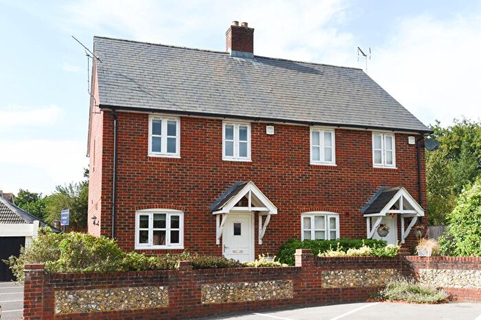 2 Bedroom Semi Detached House For Sale In Sussex Close, Hursley, SO21
