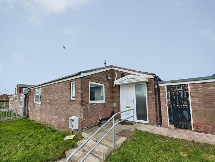 3 Bedroom Bungalow For Sale In Hilton Avenue, Blakelaw, Newcastle Upon Tyne, NE5