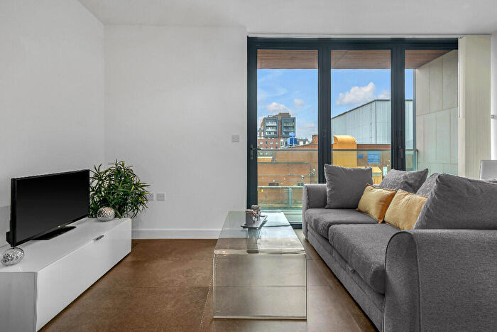 1 Bedroom Flat To Rent In Bookhouse, A City Road, London, EC1V