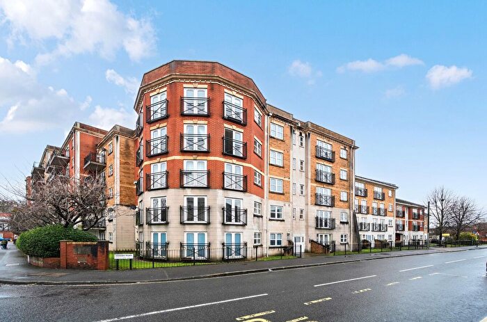 2 Bedroom Flat To Rent In Handel Road, Southampton, SO15