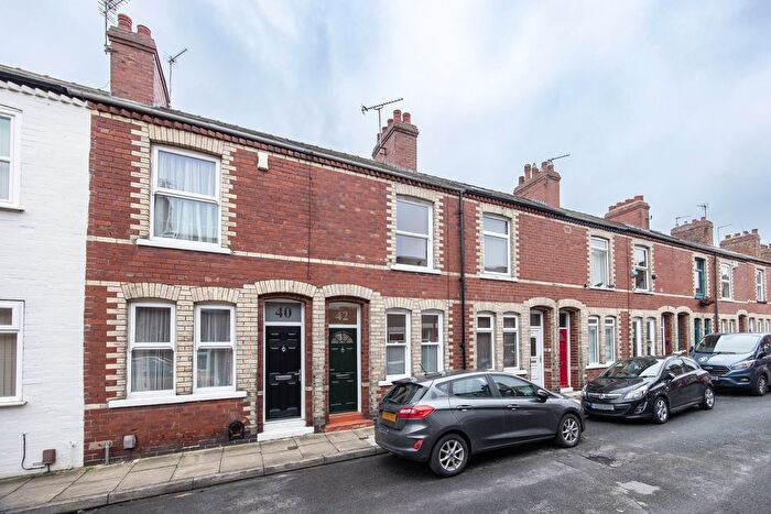 2 Bedroom Terraced House For Sale In Curzon Terrace, York, YO23