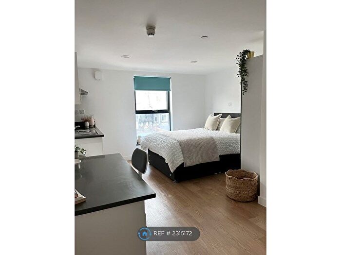 Studio To Rent In Belgrave Club, Plymouth, PL4