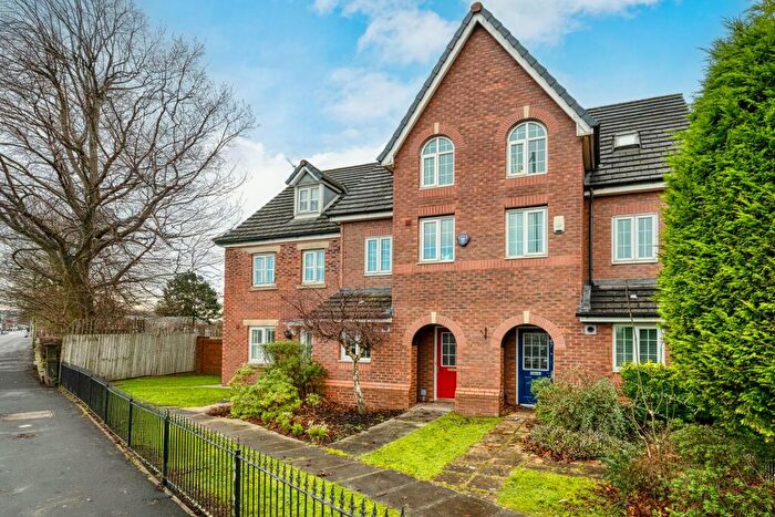 3 Bedroom Terraced House For Sale In Stockport Road East, Bredbury, Stockport, SK6