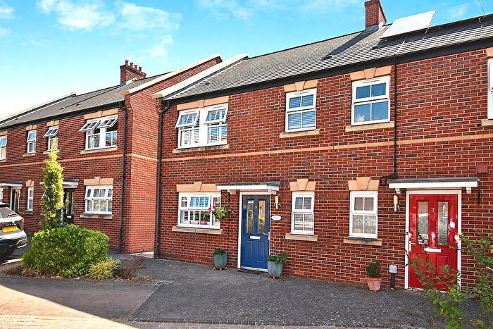 3 Bedroom End Of Terrace House For Sale In Gate Reach, Exeter, EX2