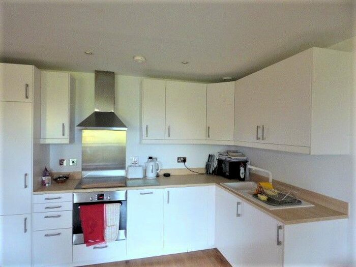 1 Bedroom Flat To Rent In Roundwood Court, Meath Crescent, London, E2