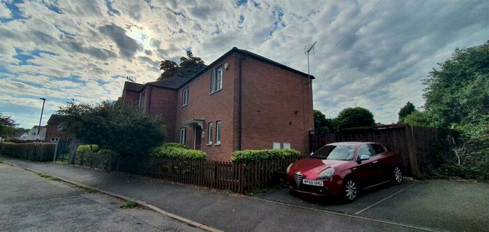 3 Bedroom Semi-Detached House To Rent In Bright Street, Derby, DE22