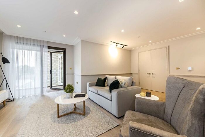 2 Bedroom Flat To Rent In Crisp Road, Hammersmith, W6