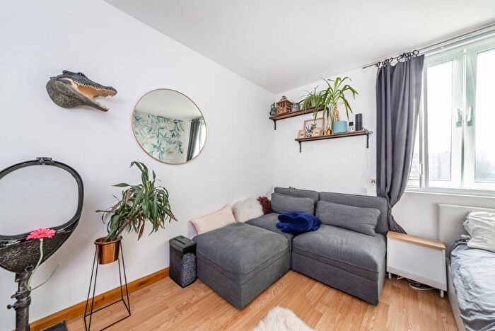 Studio To Rent In Augustus Street, Regent's Park, London, NW1