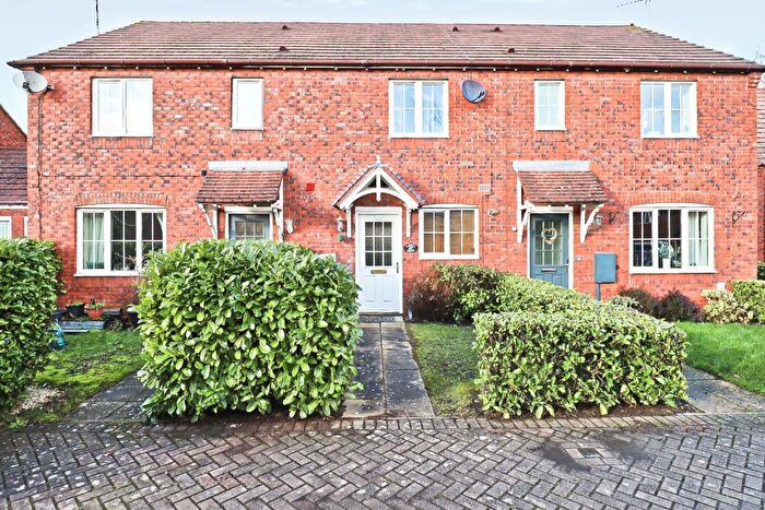 Town House For Sale In Merry Hurst Place, Hinckley, Leicestershire, LE10